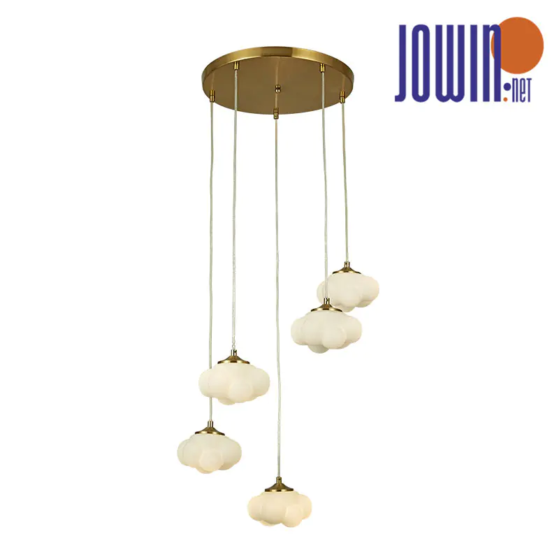 Ako udržiavať jednoduchú špirálovú lampu o špirálu?